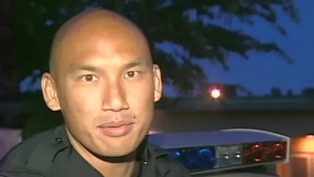 To Serve and Protect S08E02 backdrop