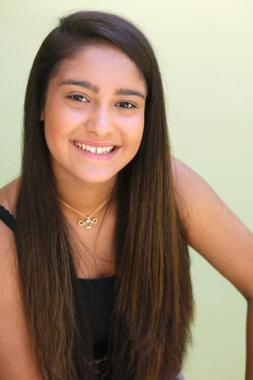 et billede af Charlize Hyams