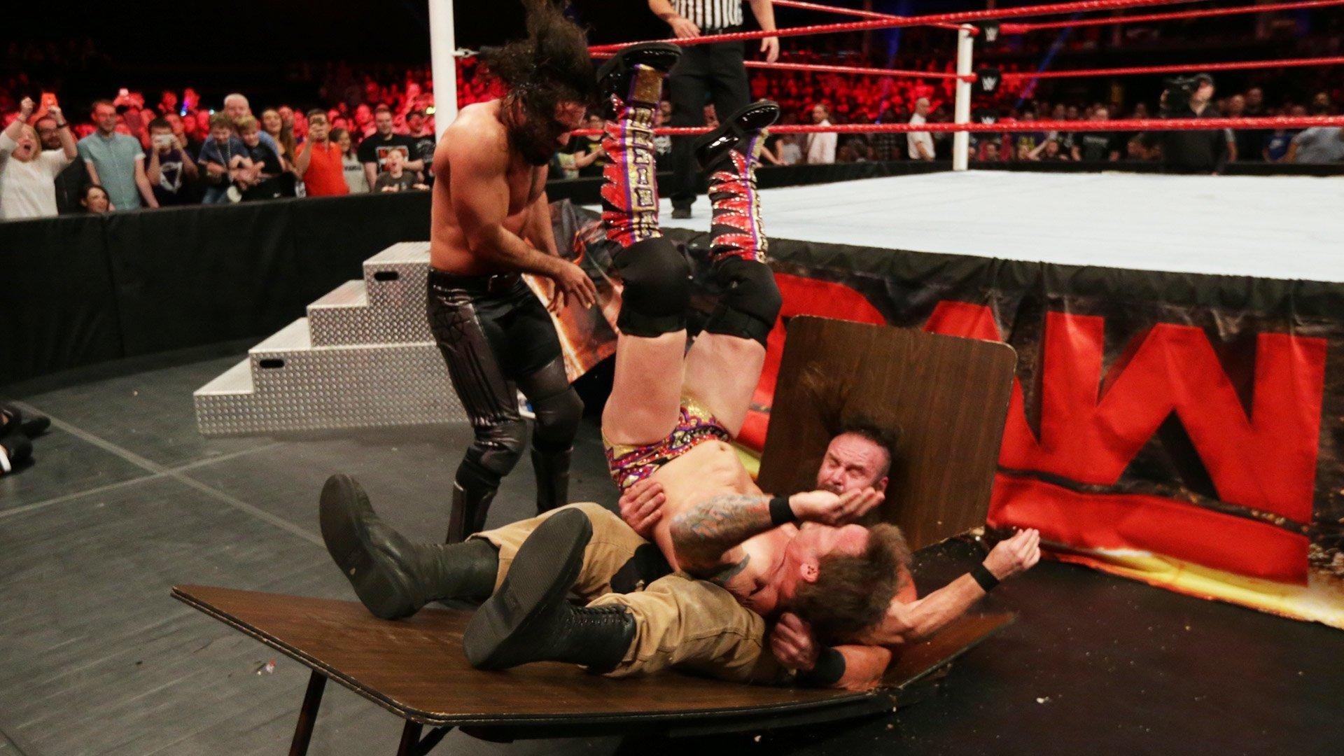 WWE Raw Staffel 24 :Folge 45 