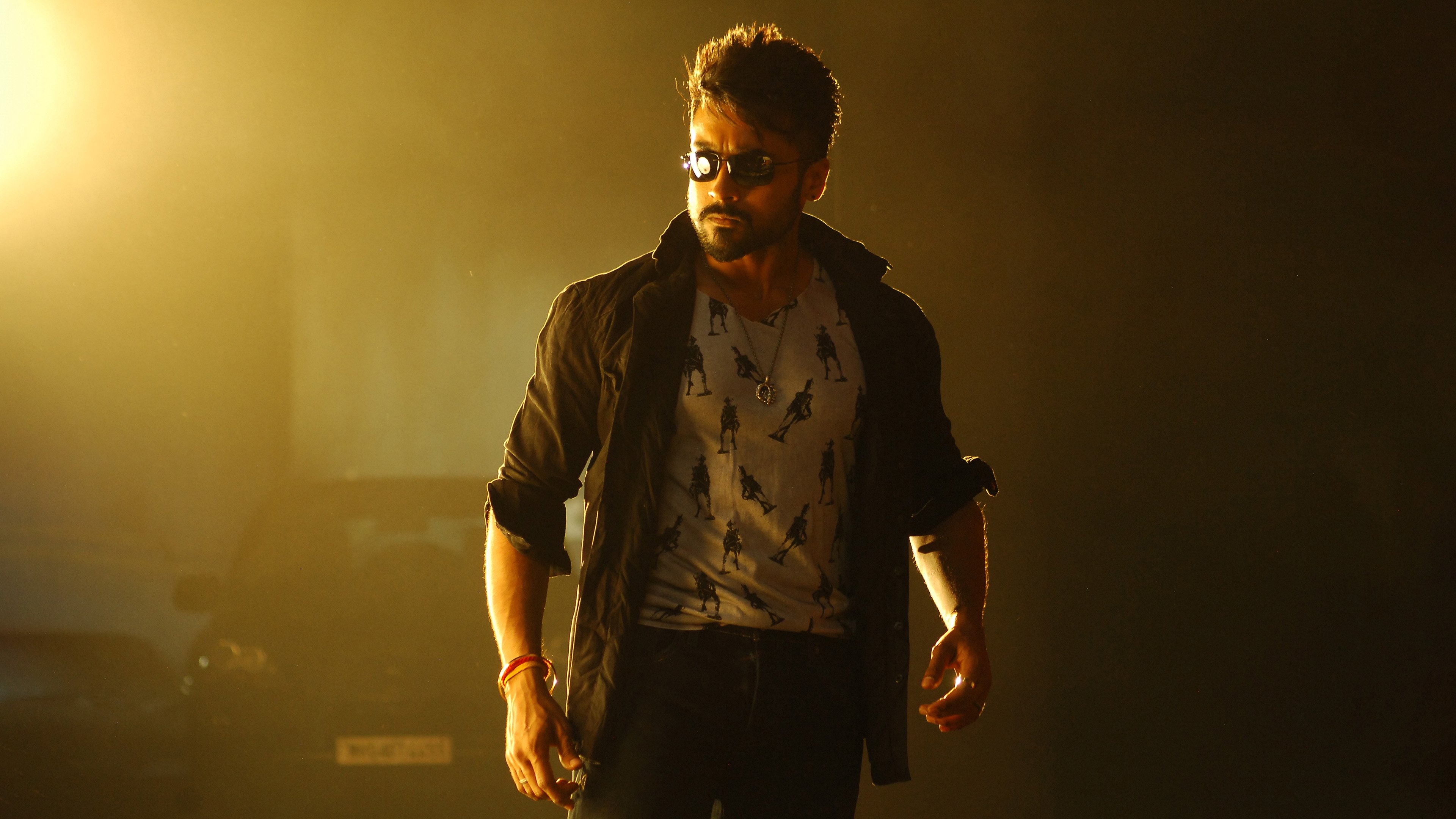 Anjaan