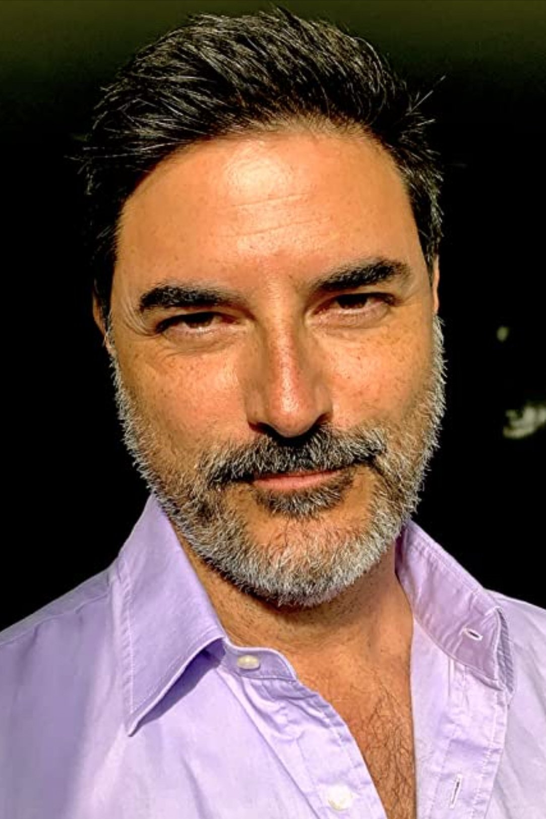 et billede af Armando Valdes-Kennedy