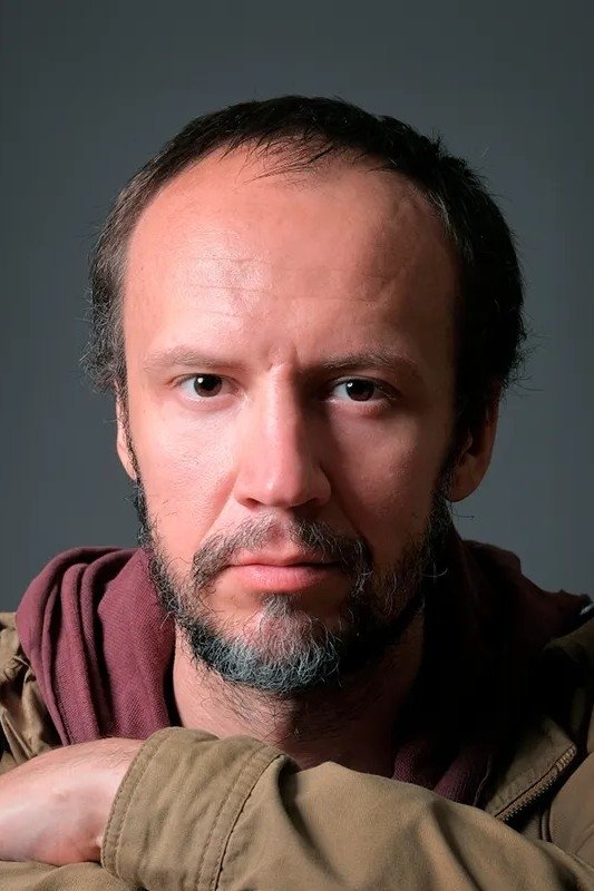 Антон Пахомов's picture in the cast