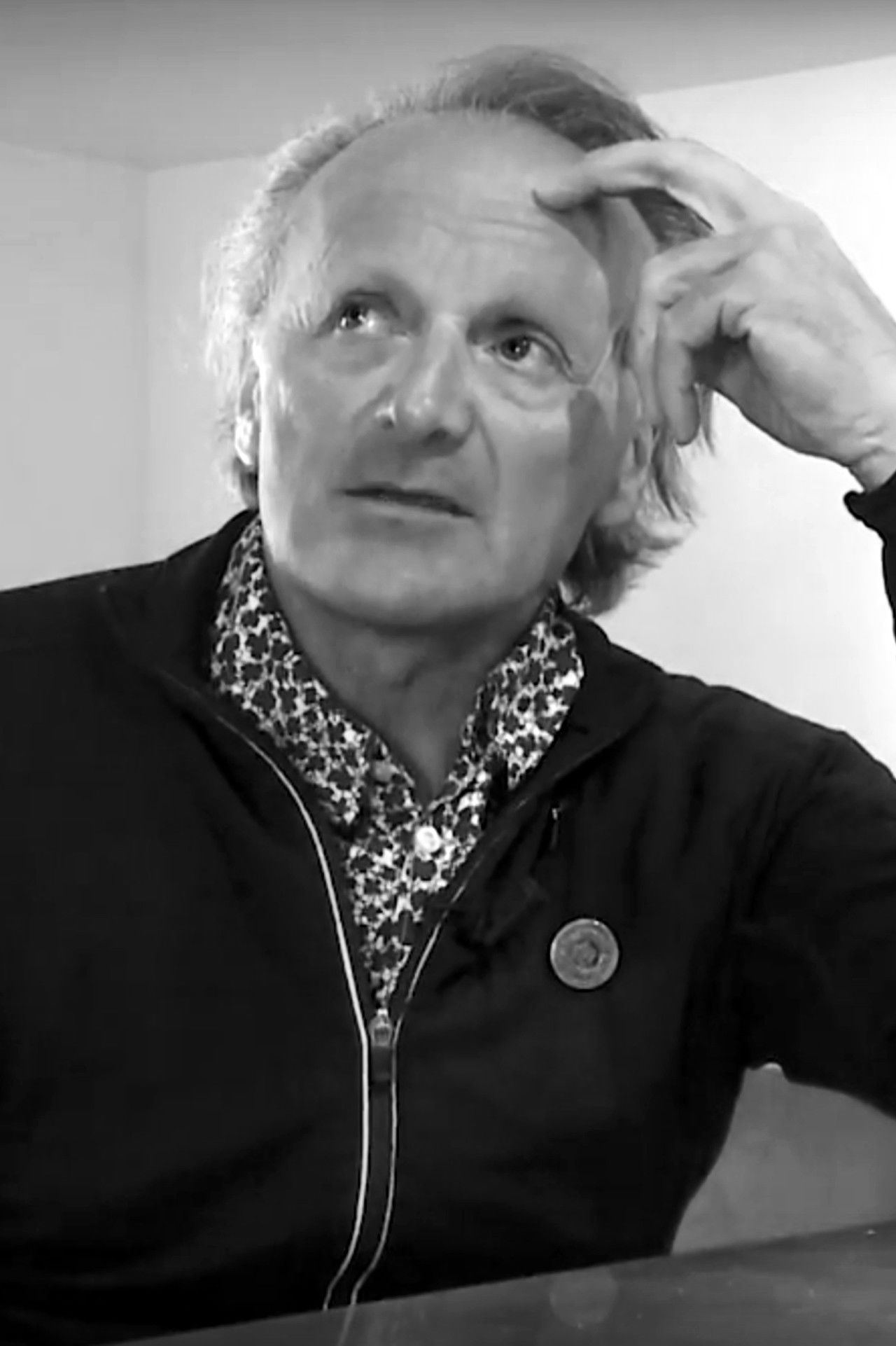 et billede af Georges Unia