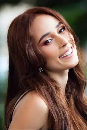 et billede af Andra Gogan