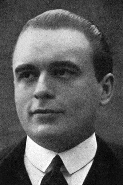 et billede af André Charlot