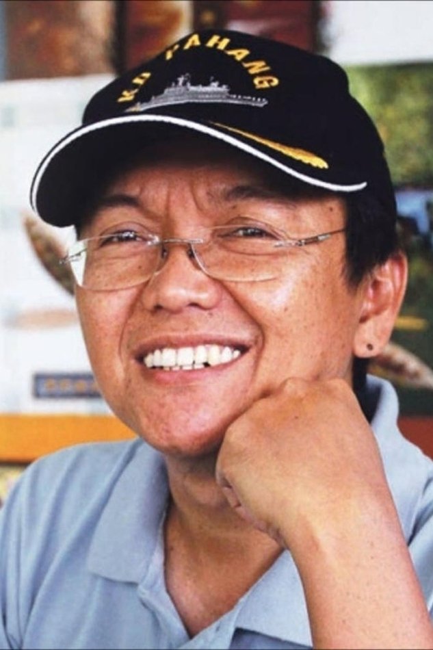 et billede af Aziz M. Osman