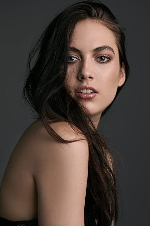 Angela Mariano's picture in the cast