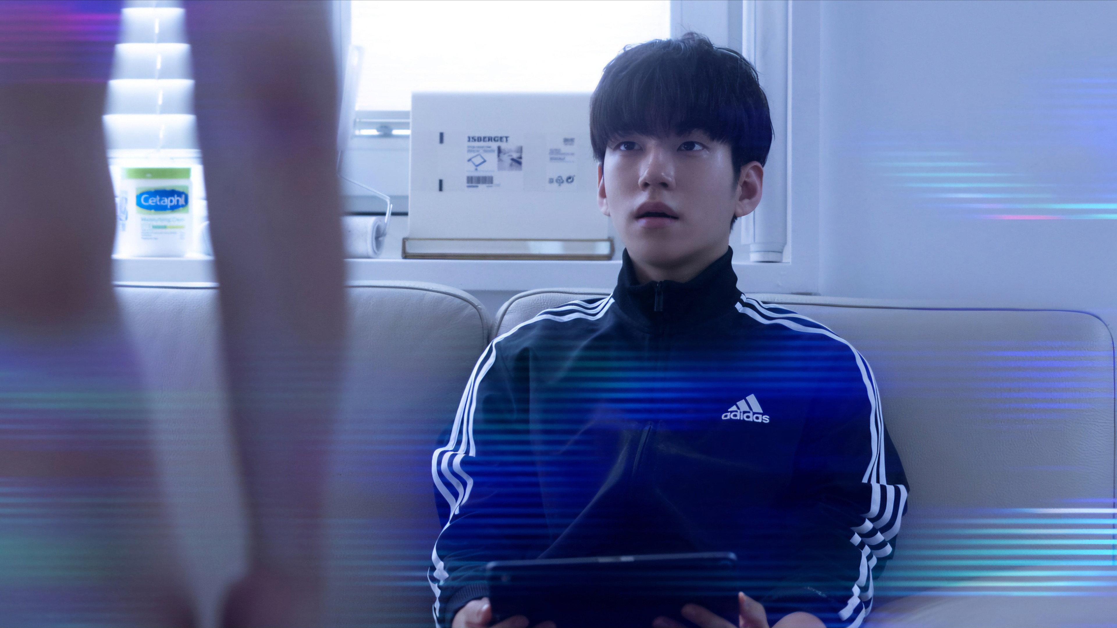 너의 몸에 접속 중...