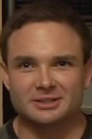 et billede af Ethan Tyler