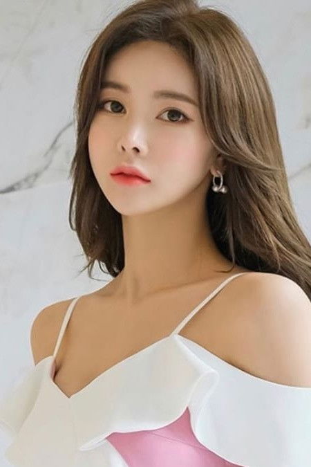 et billede af Shin Sae-rom