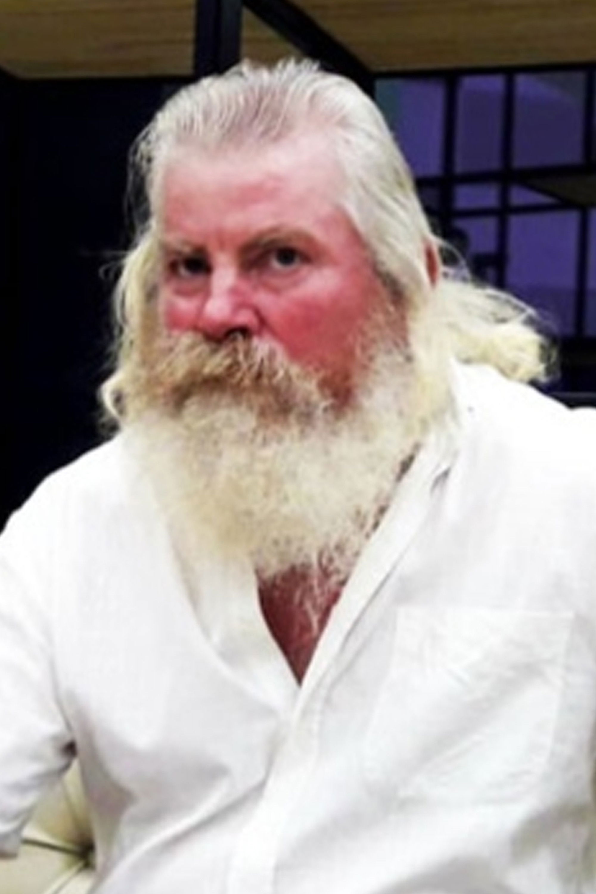 et billede af Benigno Lell