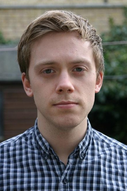 et billede af Owen Jones