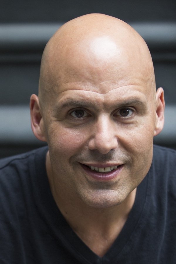 et billede af Joe Basile