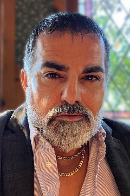 et billede af Kourosh Parsapour