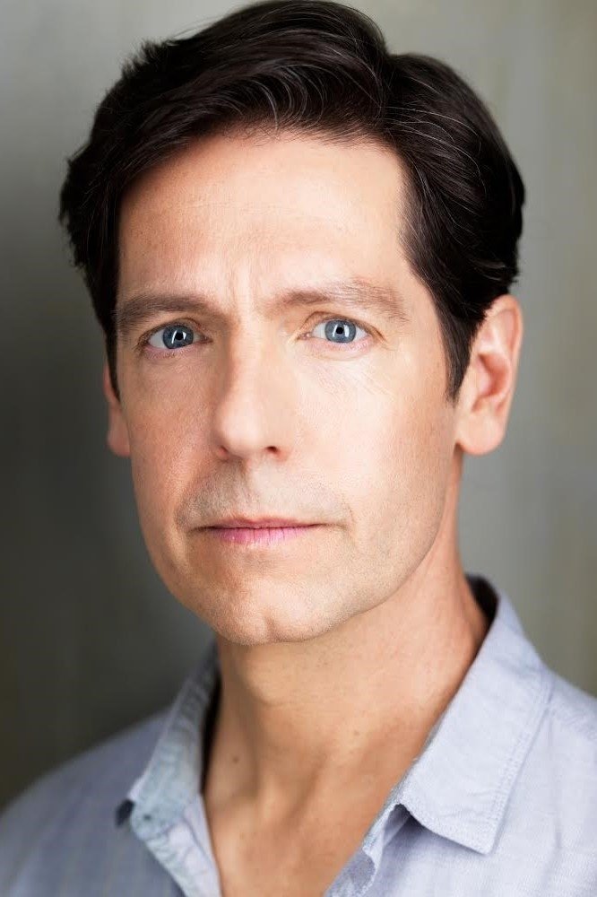 et billede af Stephen Thorne