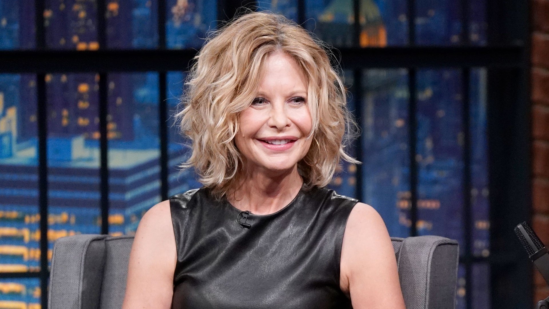 Late Night with Seth Meyers Season 11 :Episode 18  Meg Ryan, Kaitlan Collins, Sarah Cooper