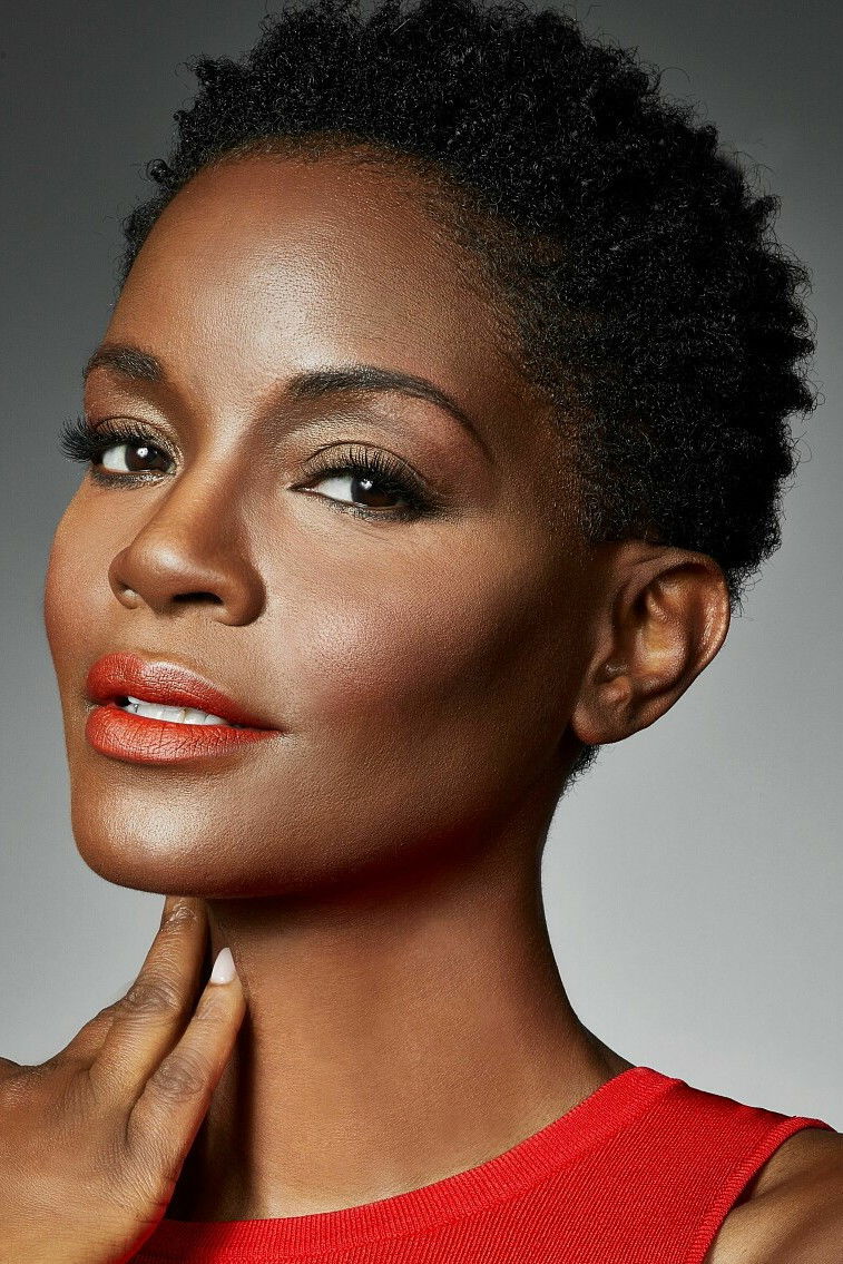 et billede af Tomiko Fraser