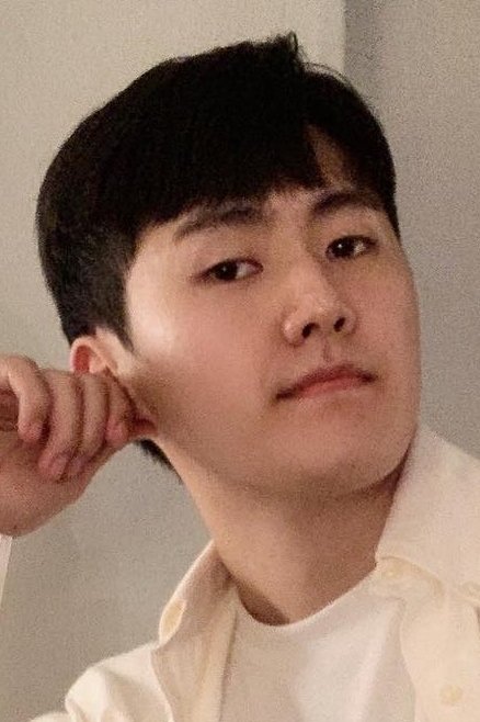 et billede af Jeon Jun-young