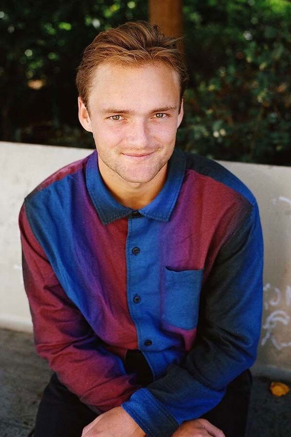 et billede af Cyrus Bennett