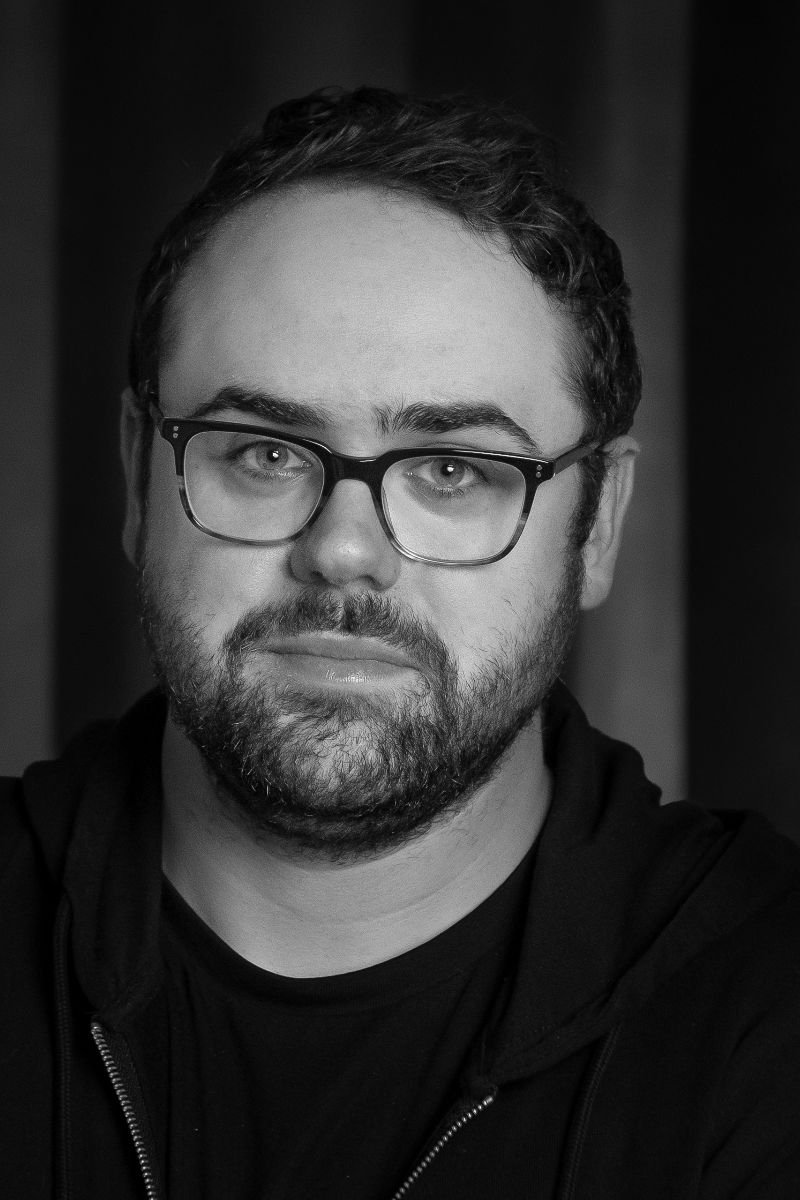 et billede af Stephen Hall