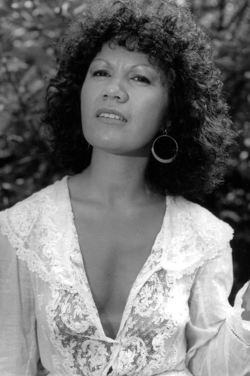 et billede af Joy Yates