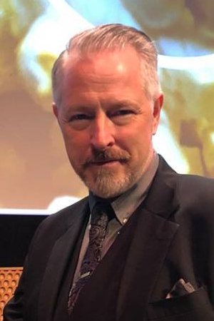 et billede af Bryan Moore