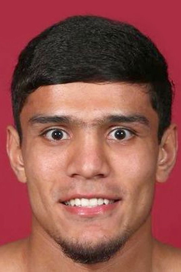 et billede af Murodjon Akhmadaliev