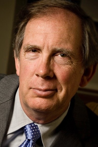 et billede af Phil Crowley