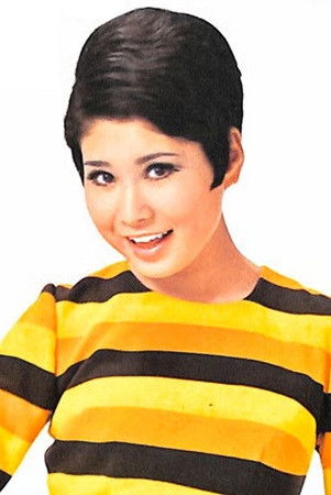 et billede af Jun Mayuzumi