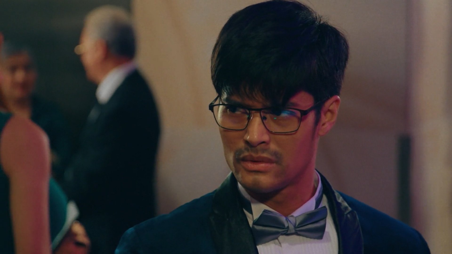Nag-aapoy na Damdamin Staffel 1 :Folge 11 