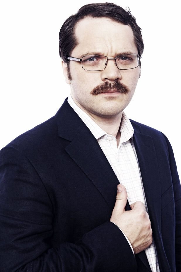 et billede af Matthew Holness