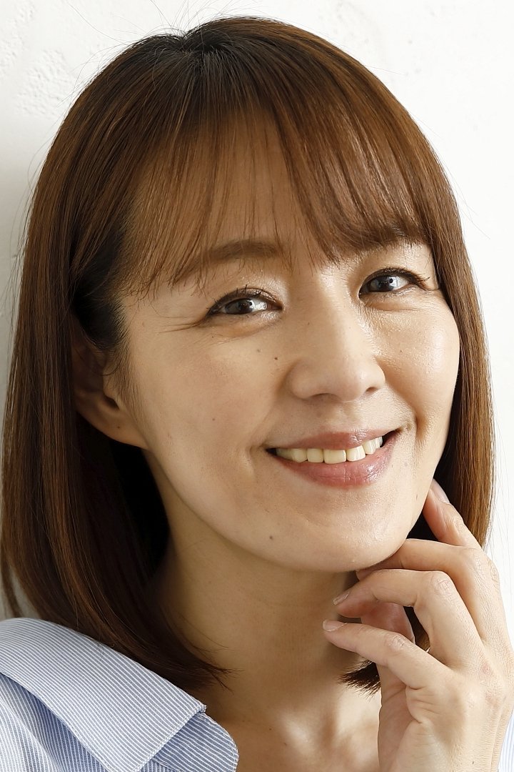 中村綾's picture in the cast