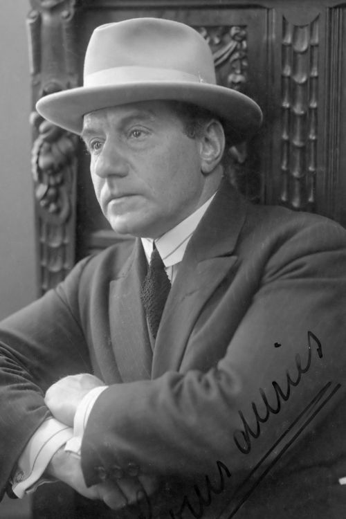 et billede af Louis de Vries