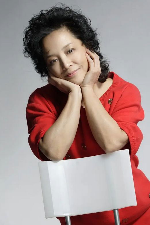 et billede af Song Yining