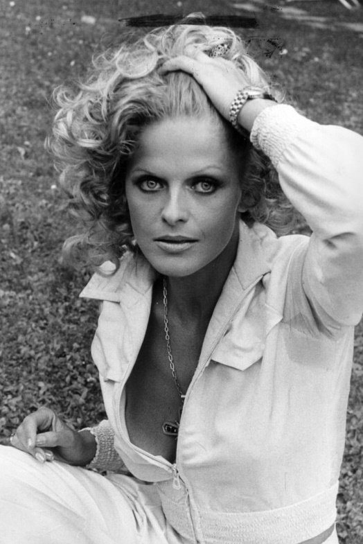 Karin Schubert