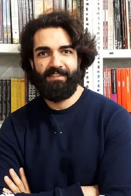 et billede af Reza Akbarpoor