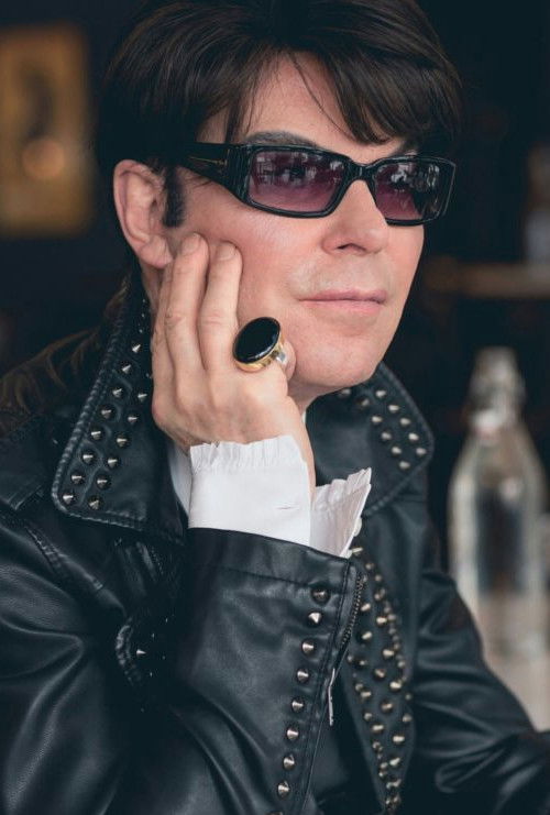 et billede af Roger Morgan