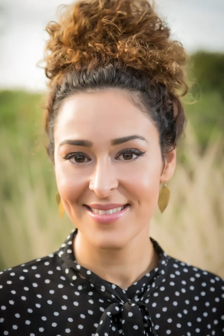 Sasha Ayad | Self - Family Therapist
