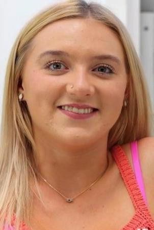 et billede af Molly Cooper