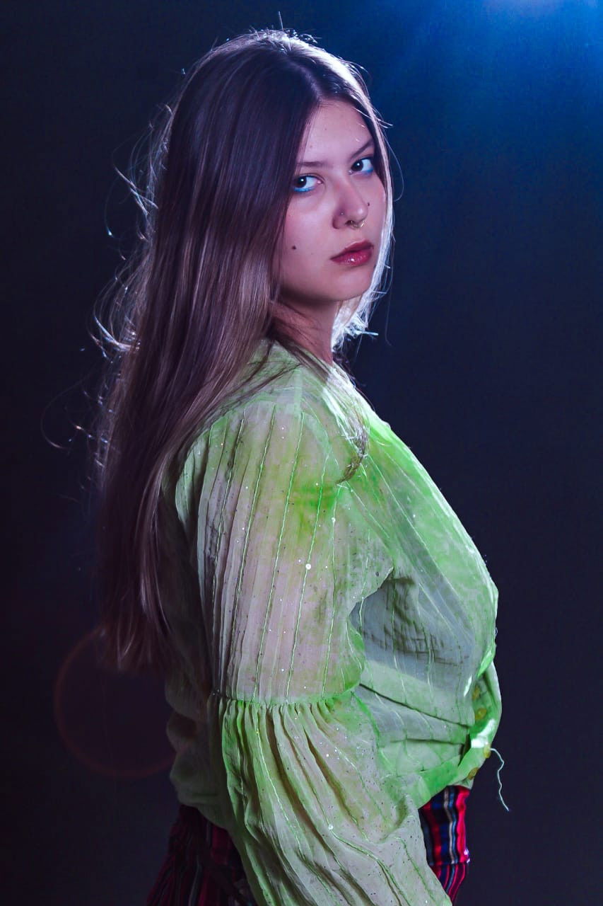 et billede af Olívia Sobral