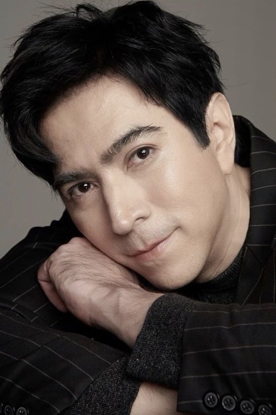 Sam Yuranunt Pamornmontri's picture in the cast