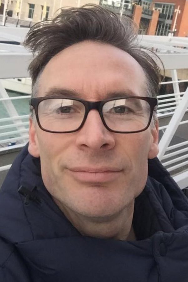 et billede af Drew Varley