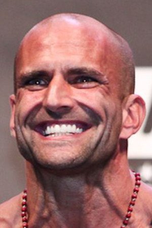 et billede af Jason Reinhardt