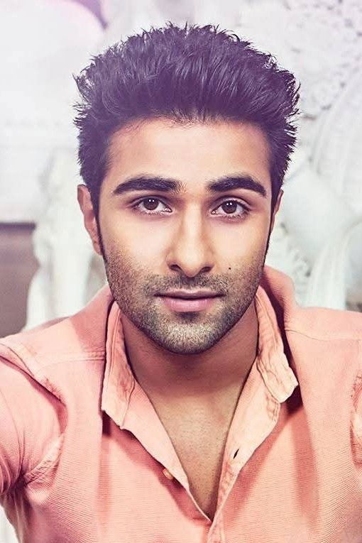 et billede af Aadar Jain
