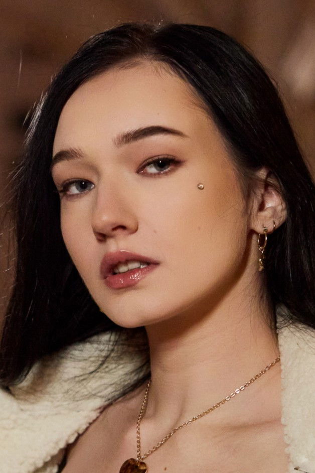 et billede af Britney Dutch