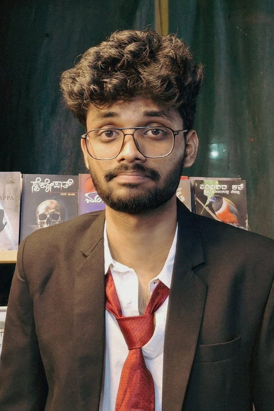 Profile Sohan Shetty with character Ezhil