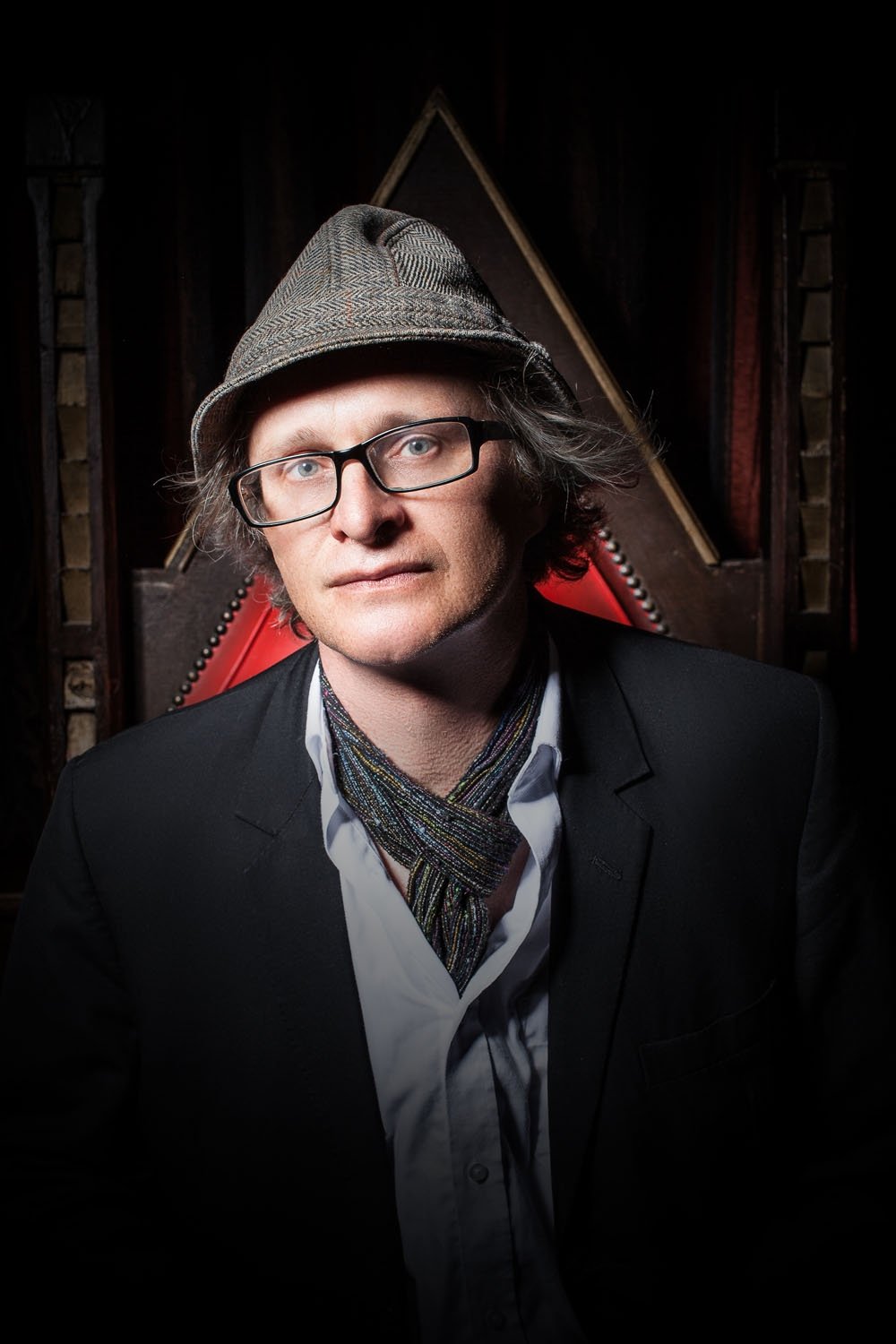 et billede af Simon Munnery
