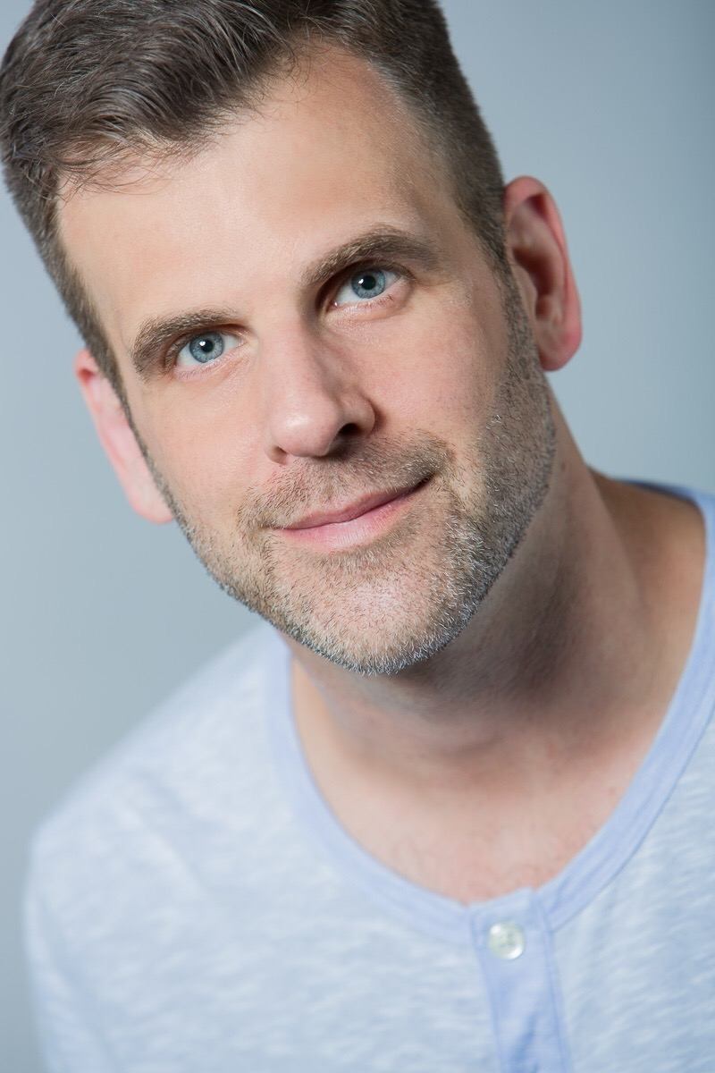 et billede af Jason Reilly