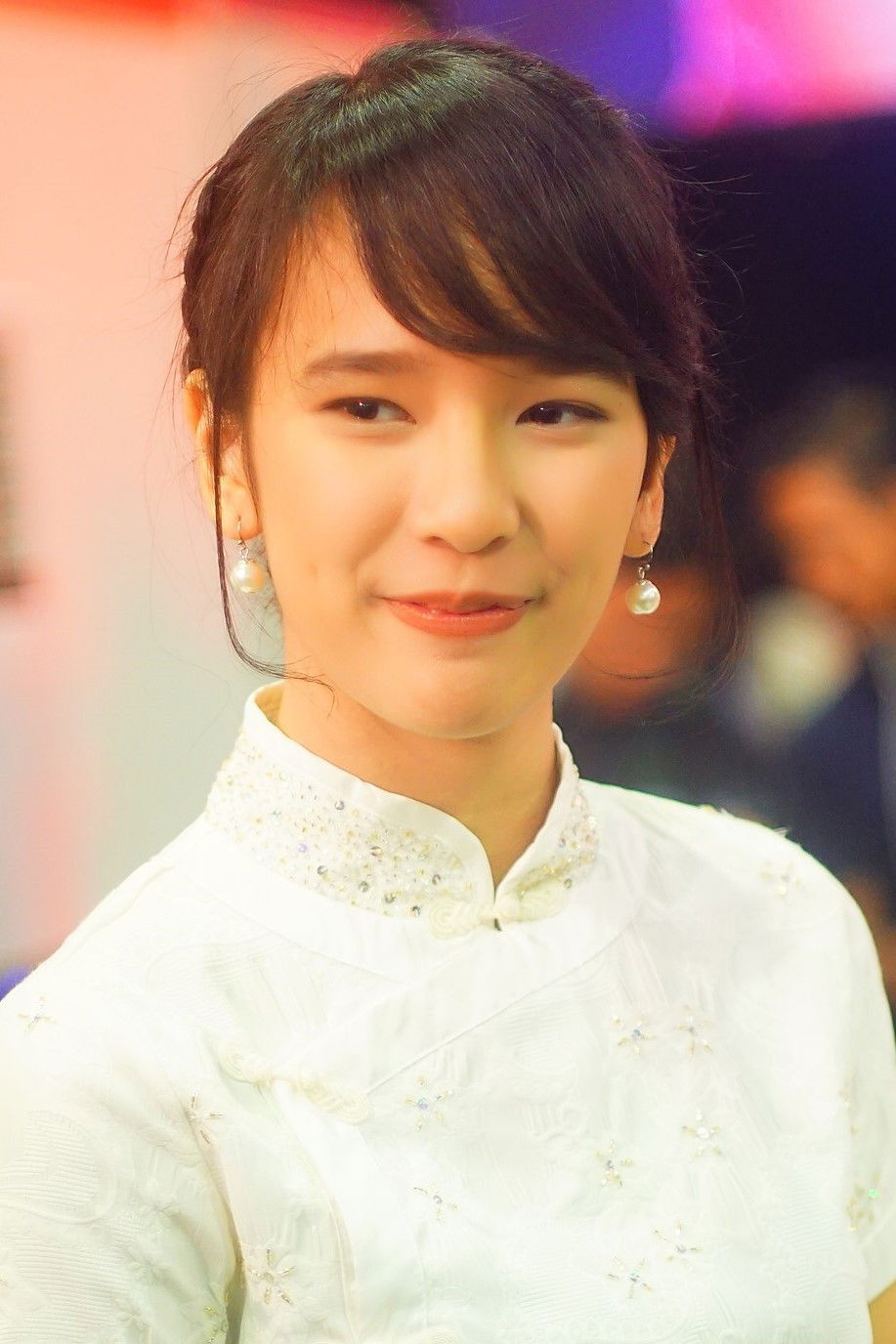 et billede af Beby Chaesara