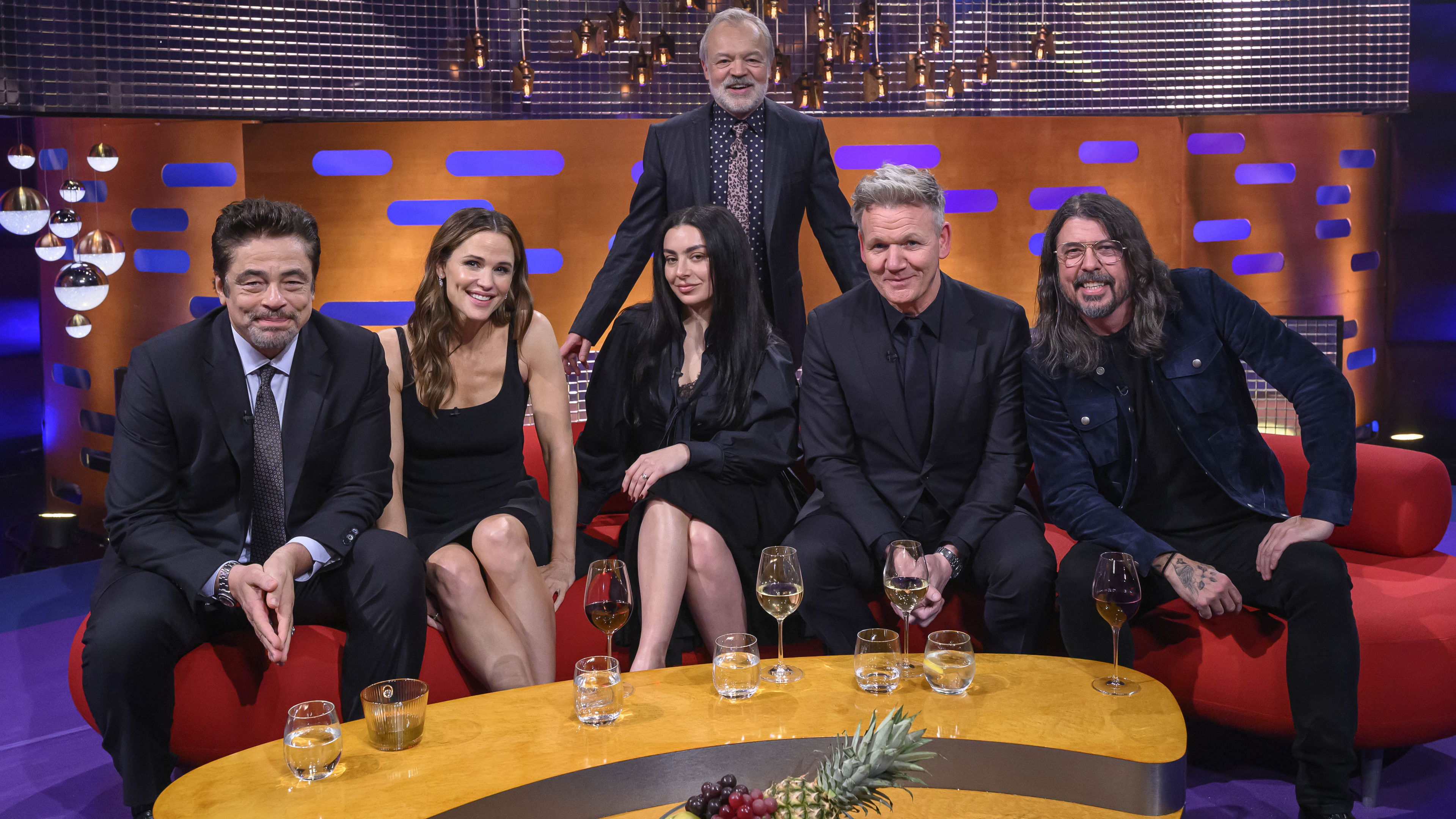The Graham Norton Show Season 33 :Episode 19  Episode 19